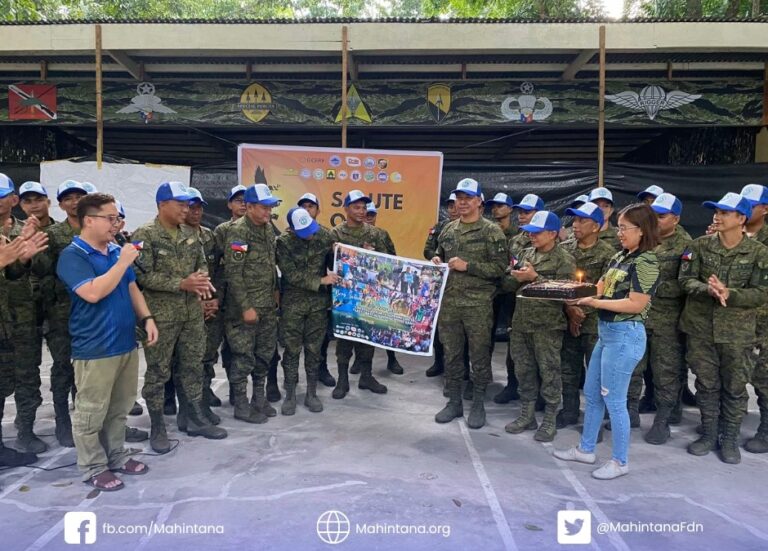 𝐒𝐀𝐋𝐔𝐓𝐄 𝐎𝐔𝐑 𝐏𝐄𝐀𝐂𝐄 𝐇𝐄𝐑𝐎𝐄𝐒!