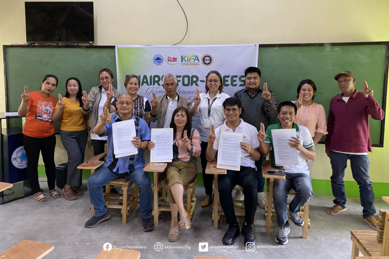 Turnover Ceremony of  Bamboo Armchairs